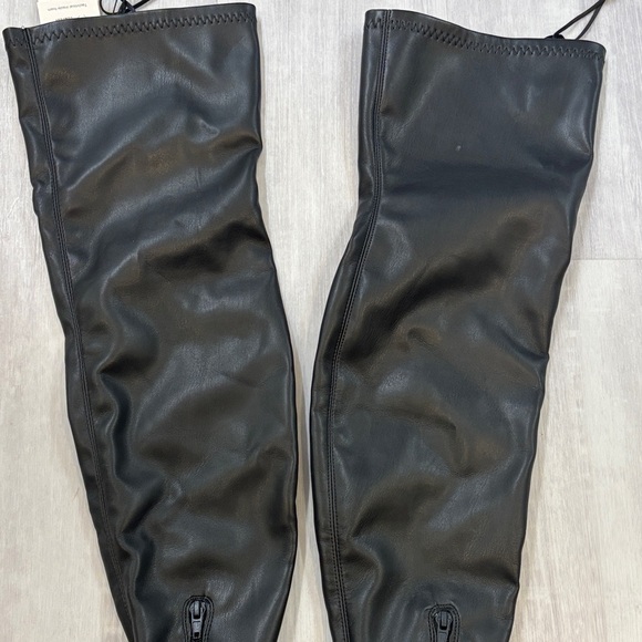 Zara Black Over-the-Knee Boots - Picture 5 of 14